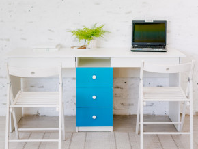 Стол письменный двухместный В 5 голубой в Ишиме - ishim.magazinmebel.ru | фото